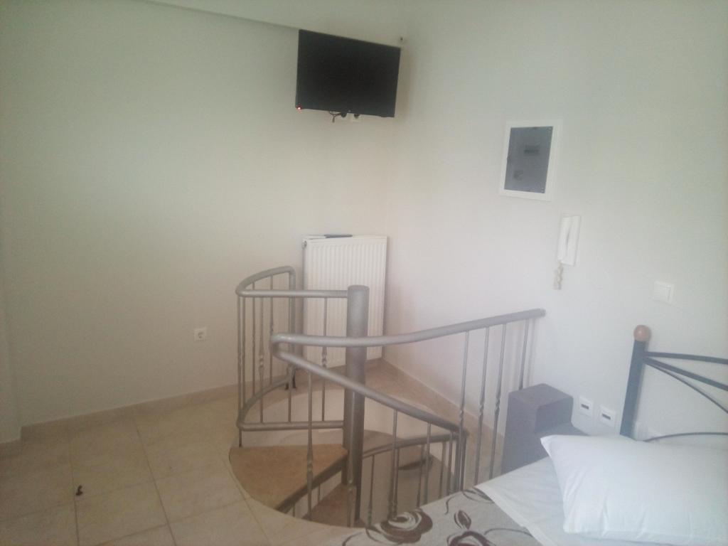 Kalamata Beach Maisonette Экстерьер фото